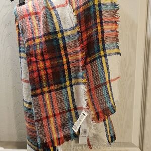 Old Navy Multicolor Plaid Scarf